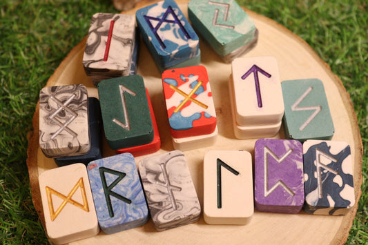 Pick 'n' Mix: Jesmonite Pocket Rune Stones