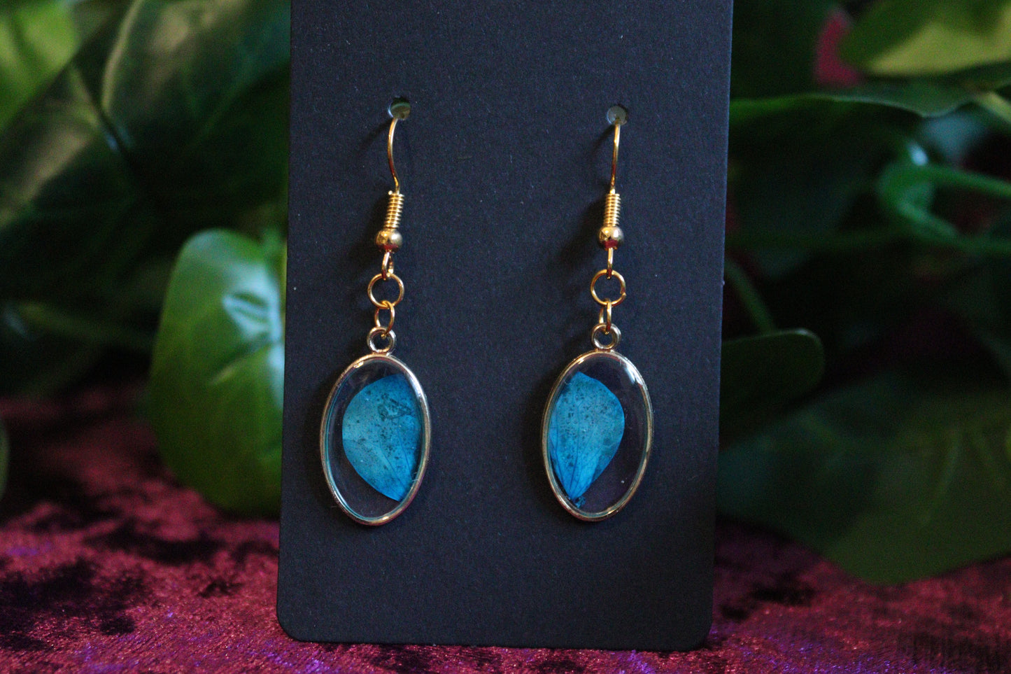 Mini Oval Floral Frame Earrings