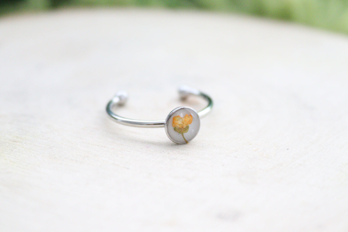 Mini Circle Floral Adjustable Rings