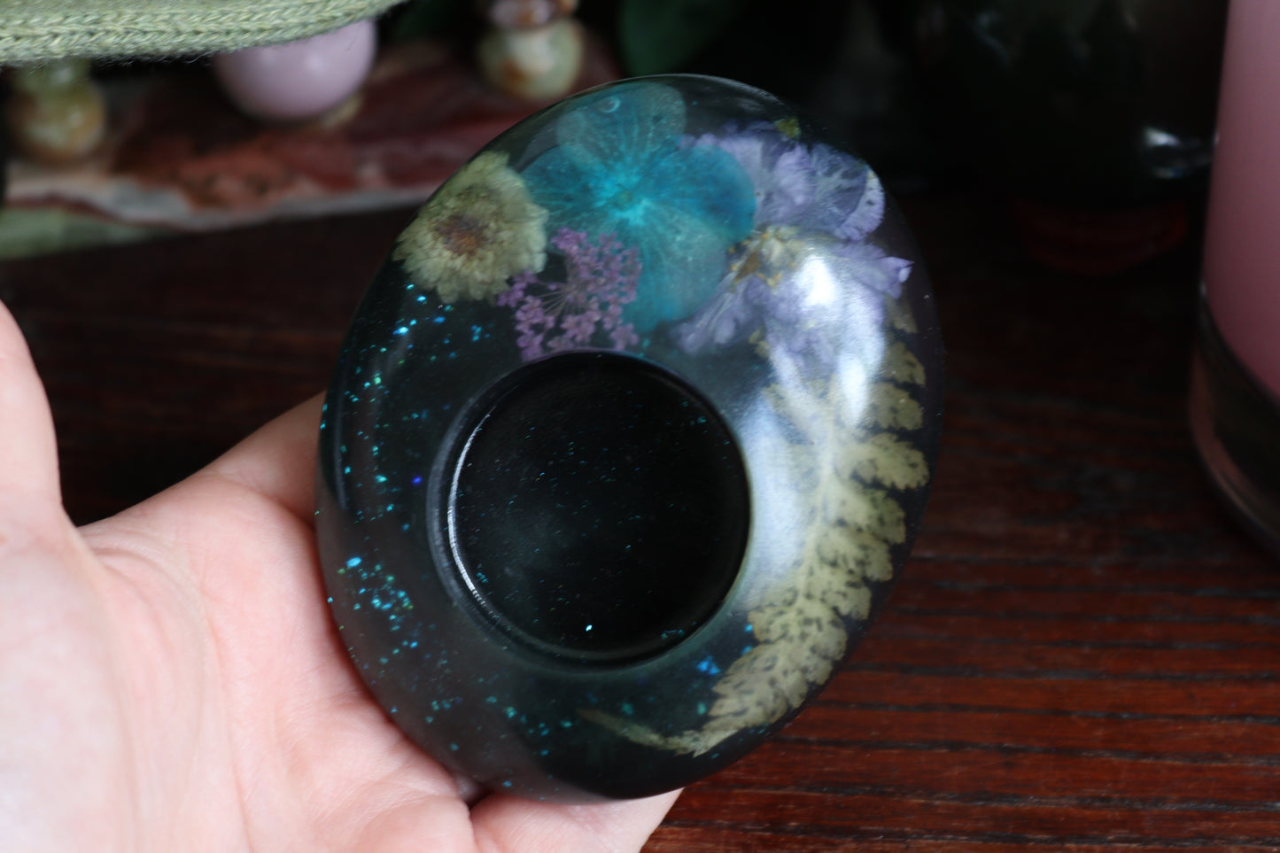Pebble of Pondering Tealight Holder